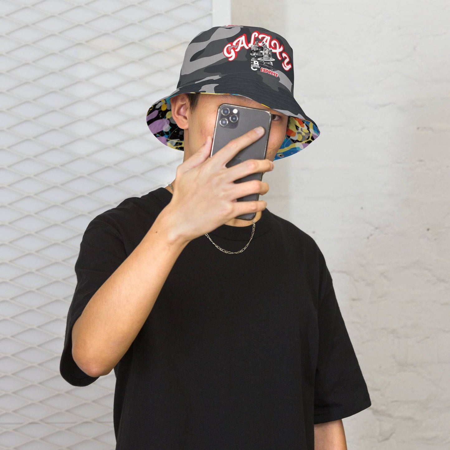 'GALAXY EXPRESS' Reversible Bucket Hat